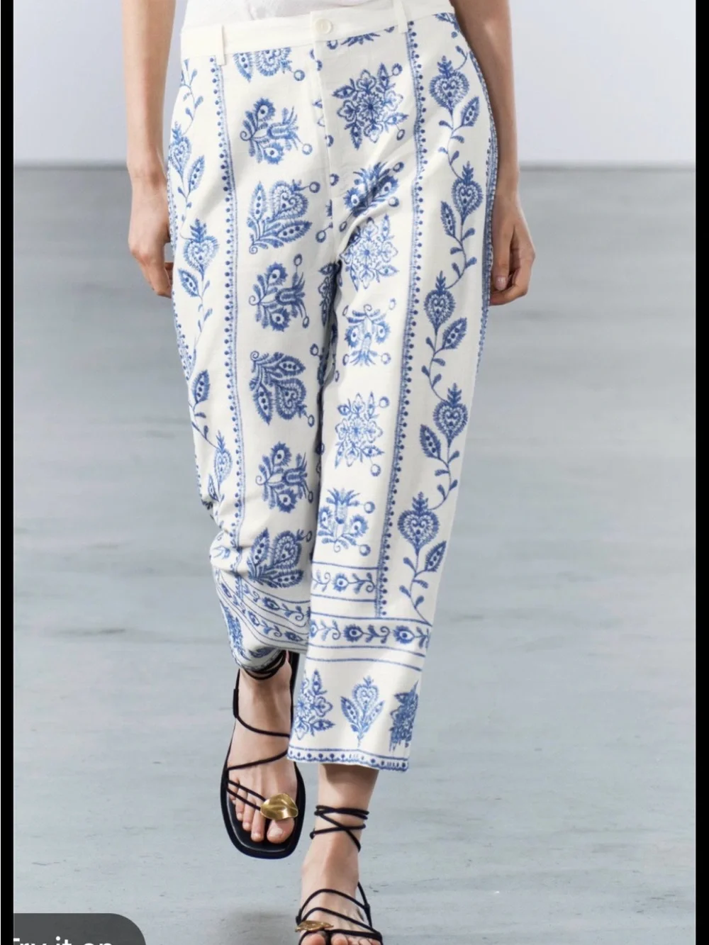 Zara White & Blue Linen Blend Ankle Pants size M